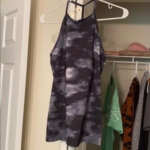 Women’s workout top